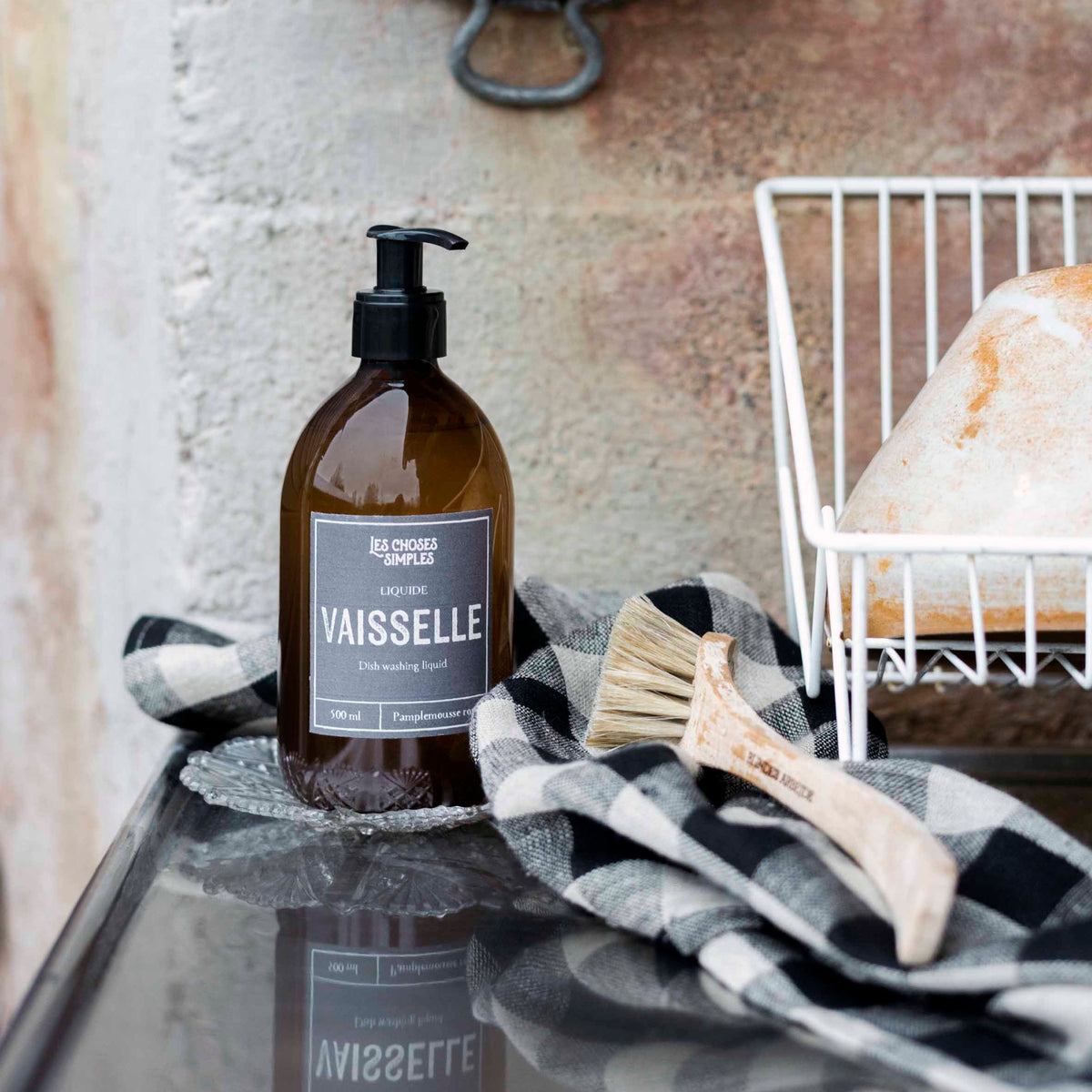 Les Choses Simples - Dishwashing liquid soap in glass bottle - Grapefruit scent