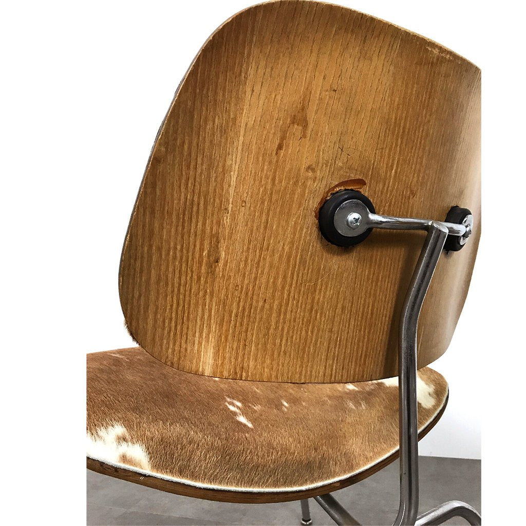 Eames LCM pair of Lounge Chair Metal from Hermann Miller Eames LCM pair of Lounge Chair Metal from Hermann Miller