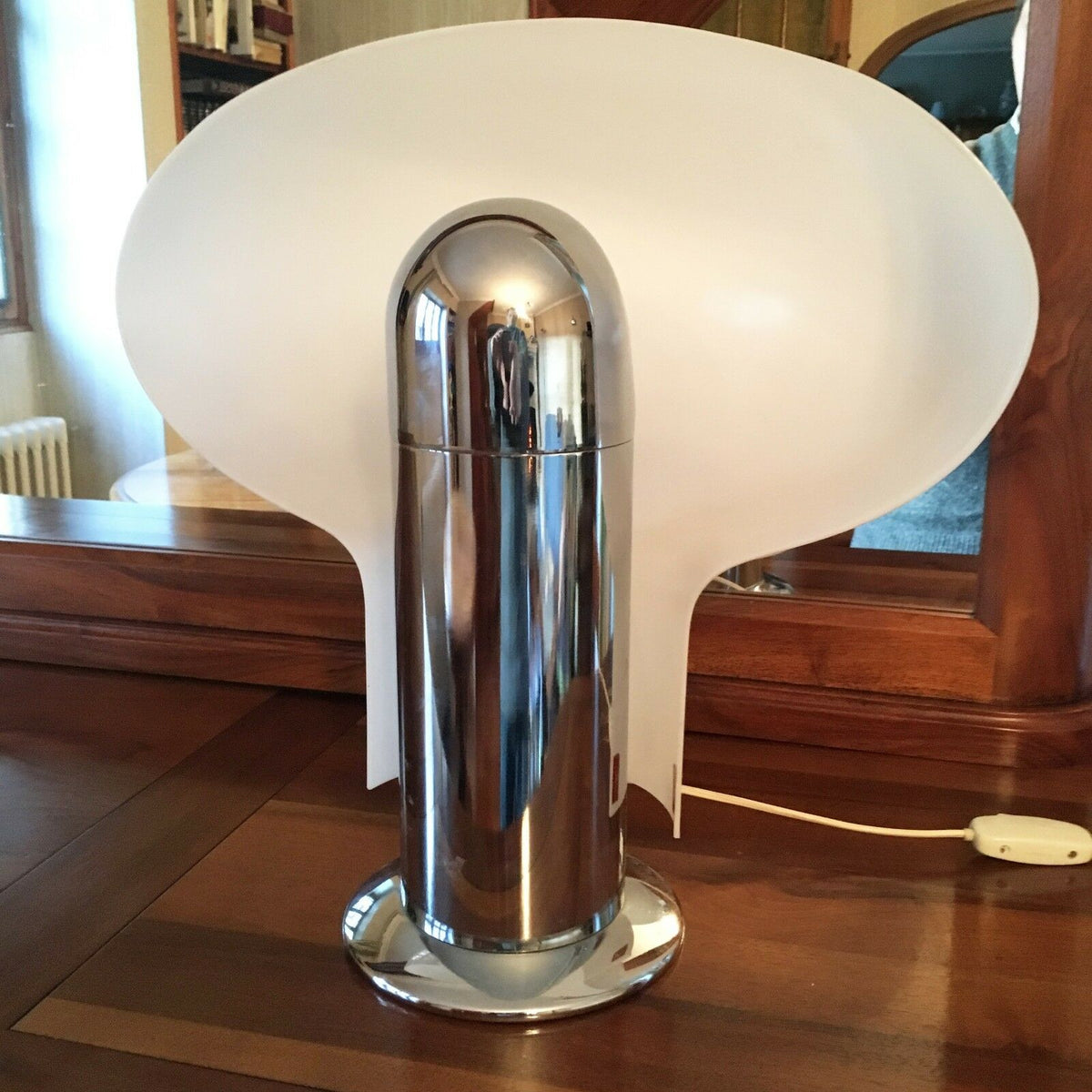 Rare Mid-Century &quot;Leuke&quot; table lamp designed by Celli Tognon for Stilnovo